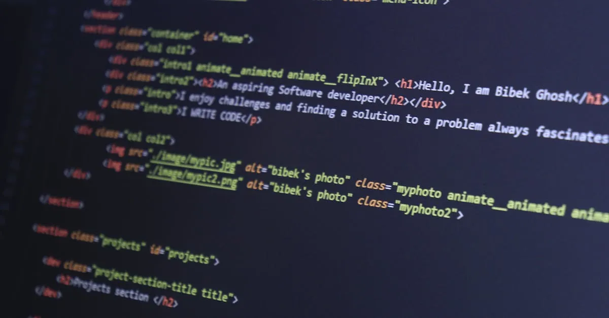 Lupa sobre código de site mostrando otimização para o google.