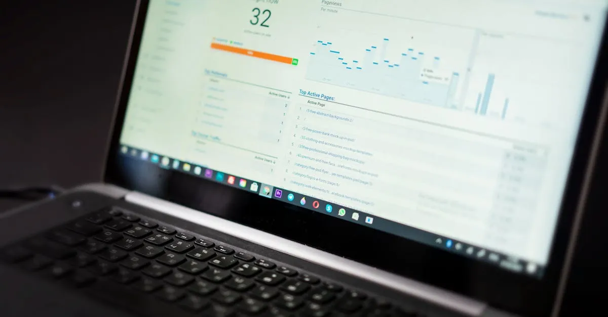 Profissional analisa resultados rápidos do SEM, evidenciando a diferença entre SEO e SEM para impacto instantâneo.